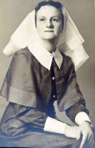 Sister Alma Crudgington in Australian Army Nursing Service ca.1940