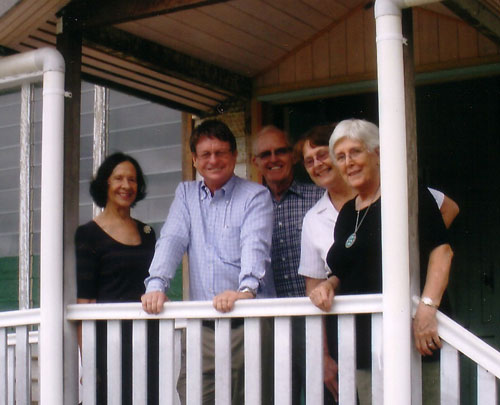 Robert Schwarten with ACHHA Executive members at the Rockhampton Heritage Village